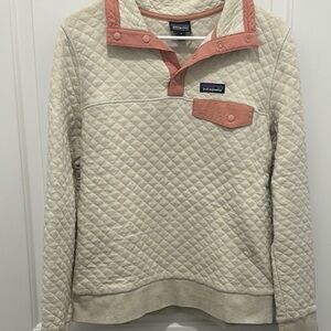 Patagonia Organic Cotton Quilted Pullover in Cream and Coral